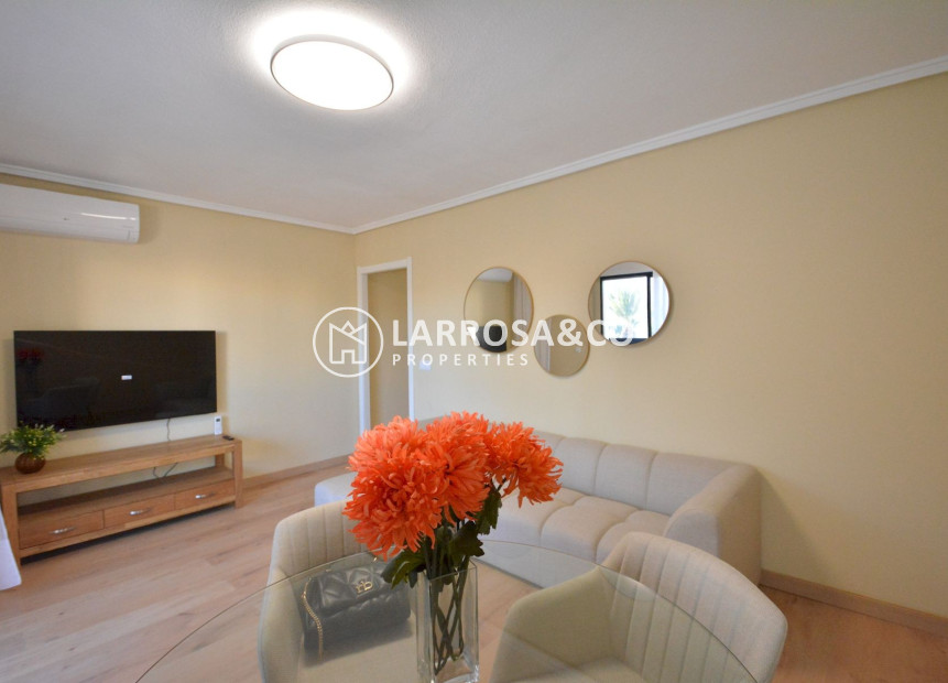 Resale - Apartment - Guardamar del Segura - MERCADONA