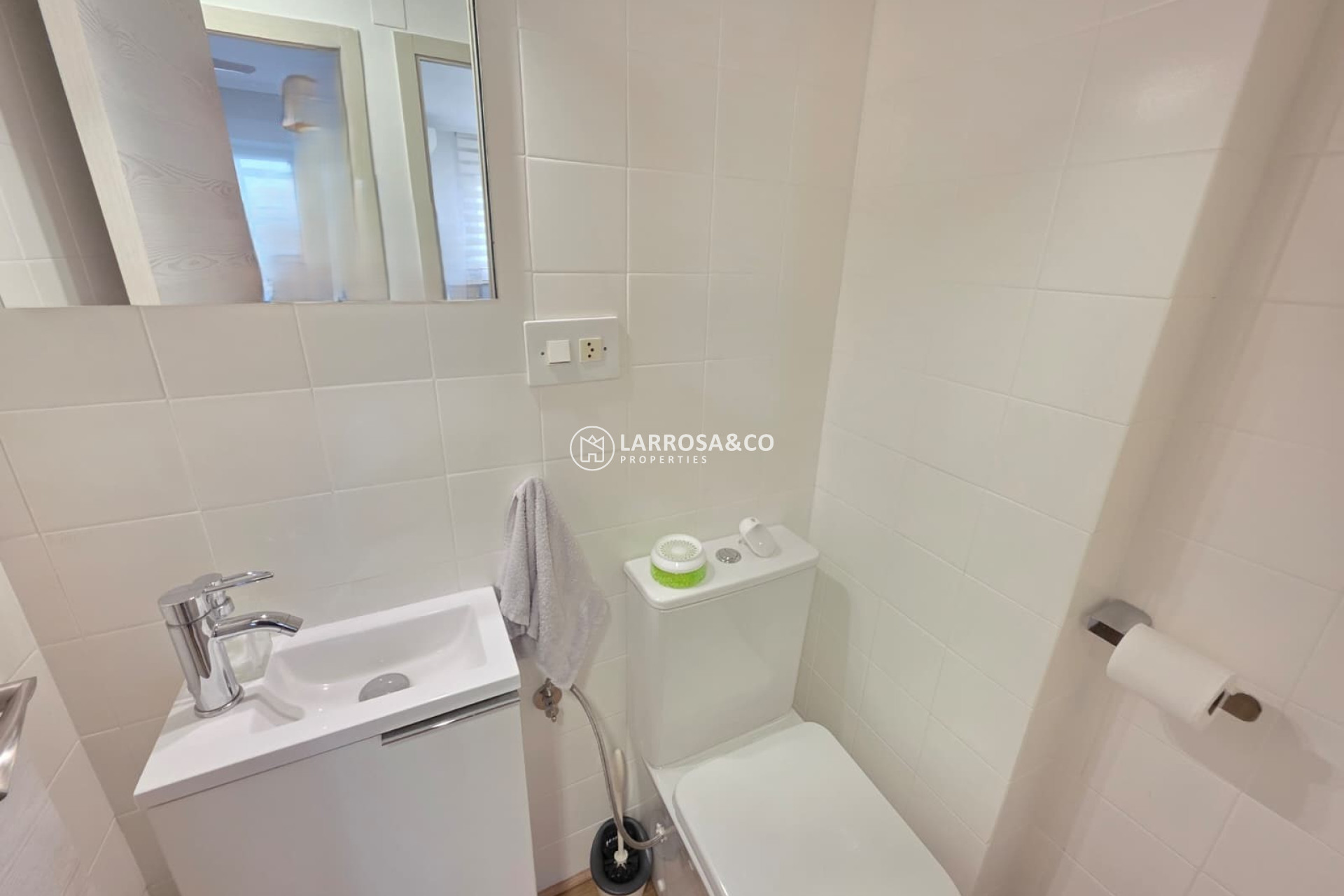 Resale - Apartment - Guardamar del Segura - MERCADONA