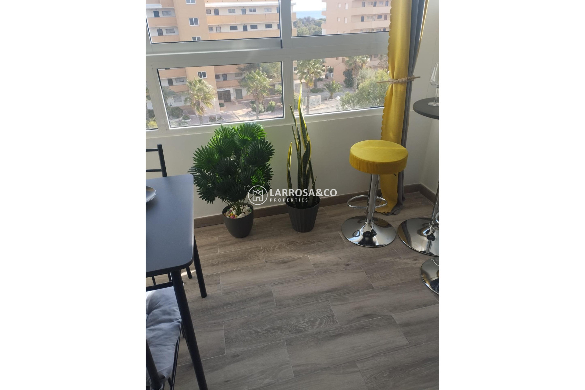 Resale - Apartment - Guardamar del Segura - Pinomar