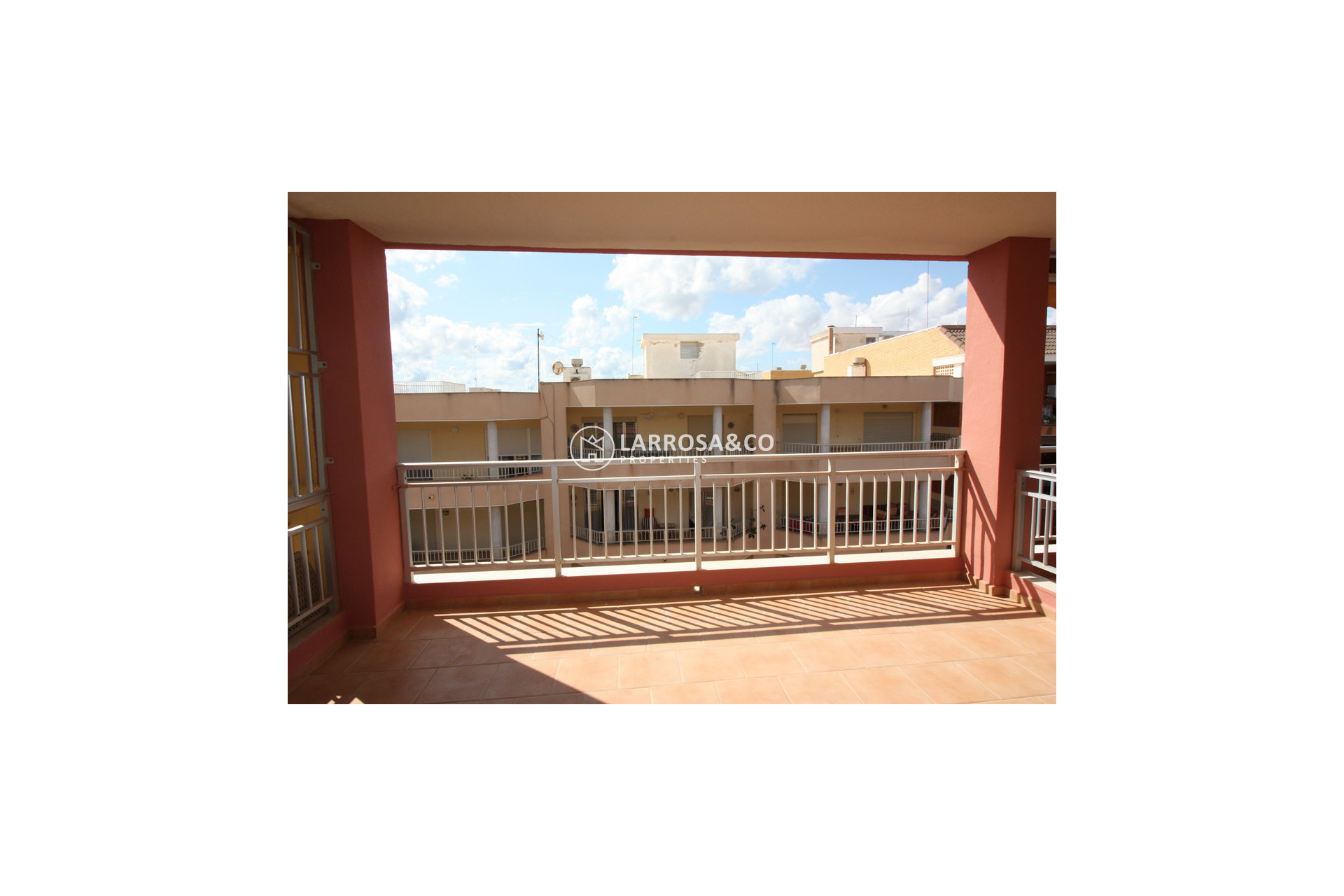 Resale - Apartment - Guardamar del Segura - Playa centro