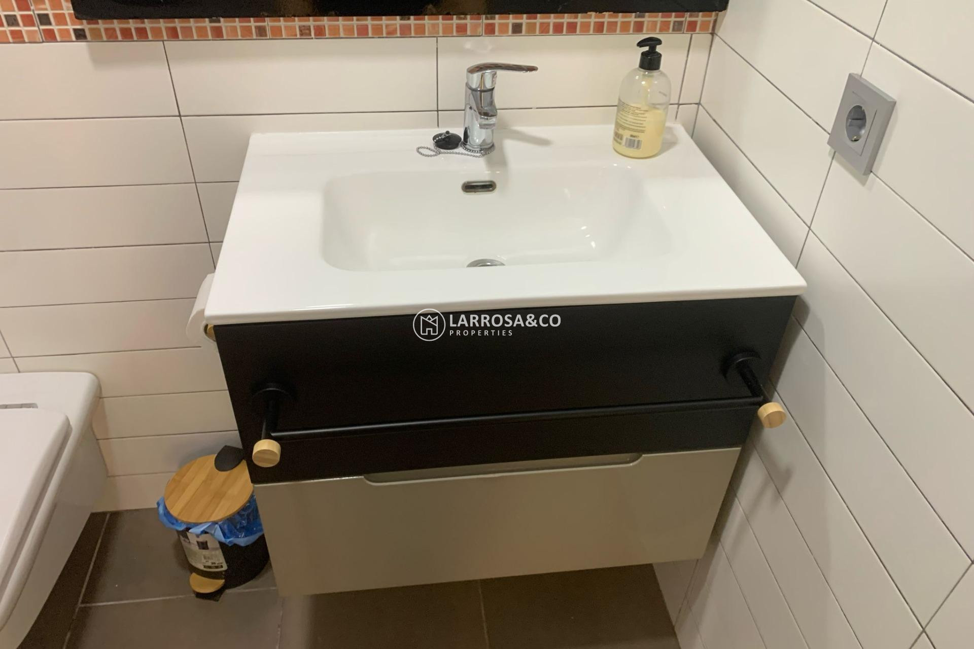 Resale - Apartment - Guardamar del Segura - Pueblo