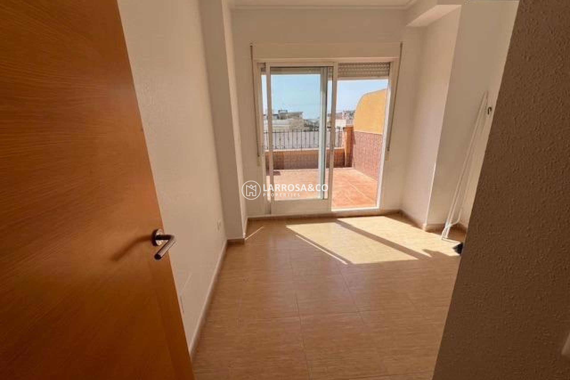Resale - Apartment - Guardamar del Segura - Pueblo