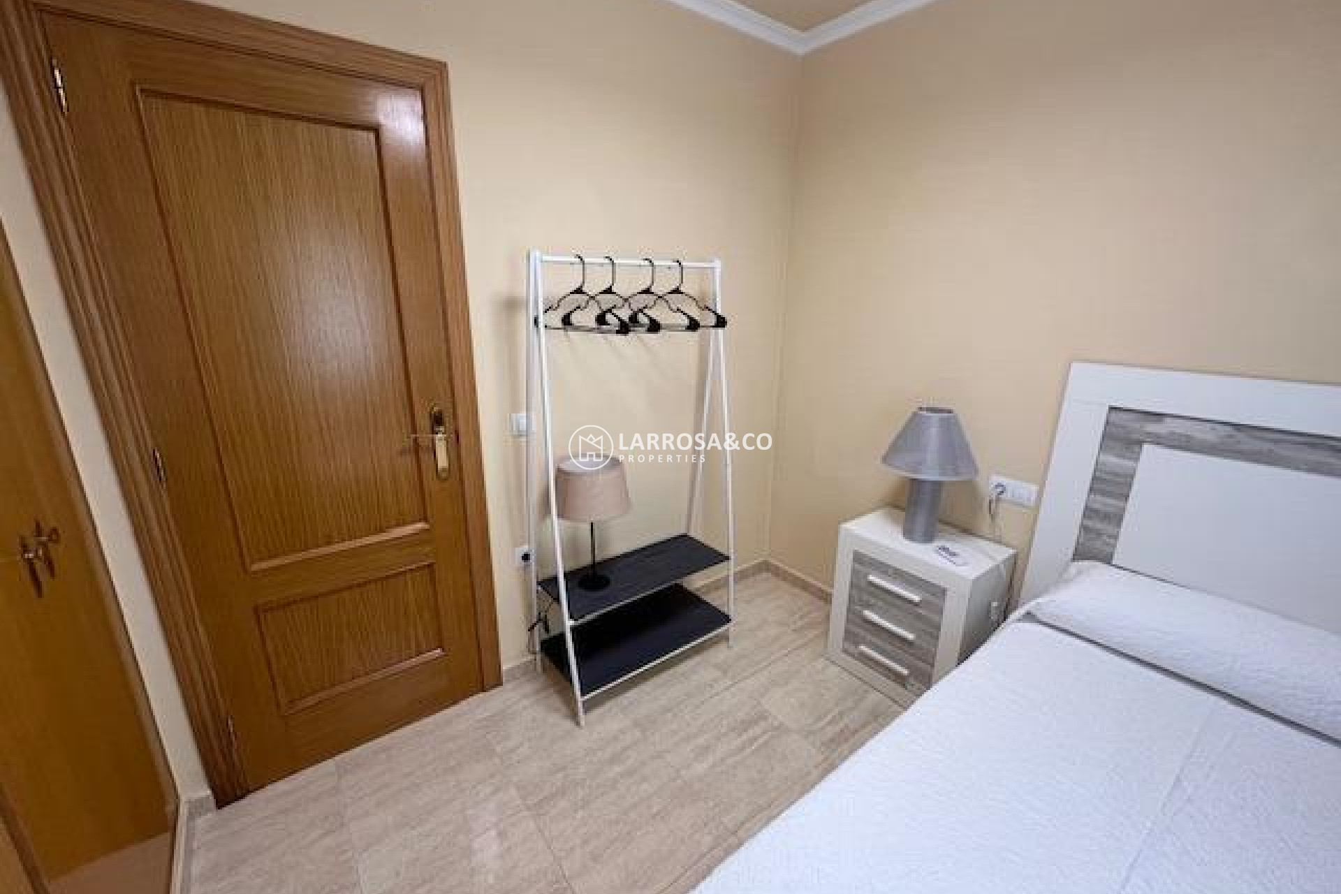 Resale - Apartment - Guardamar del Segura - puerto deportivo