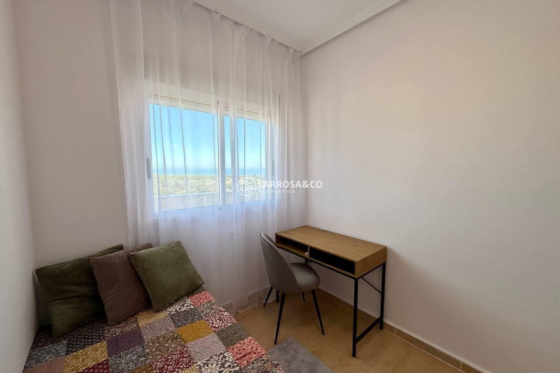 Resale - Apartment - Guardamar del Segura - Puerto