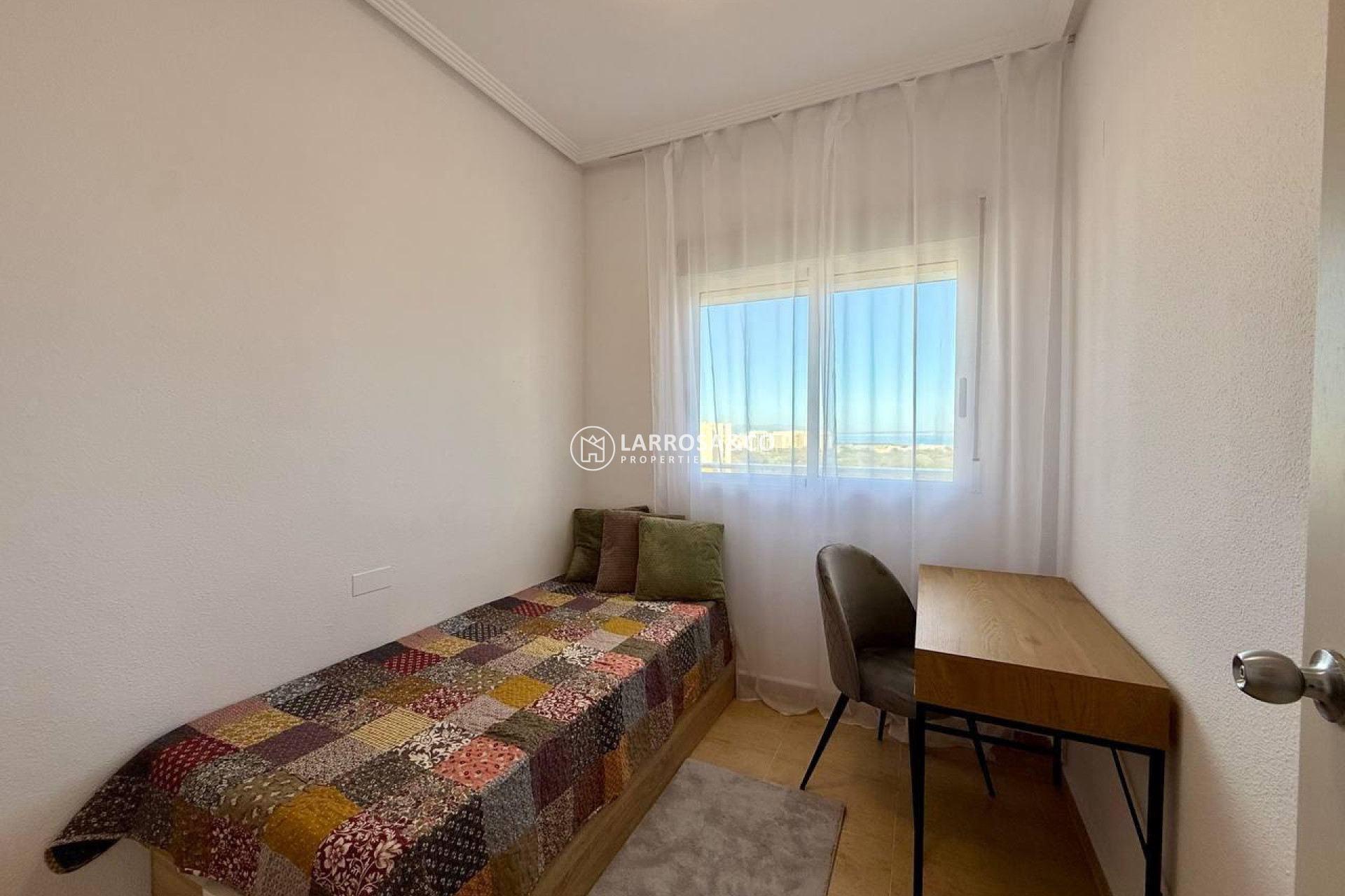 Resale - Apartment - Guardamar del Segura - Puerto