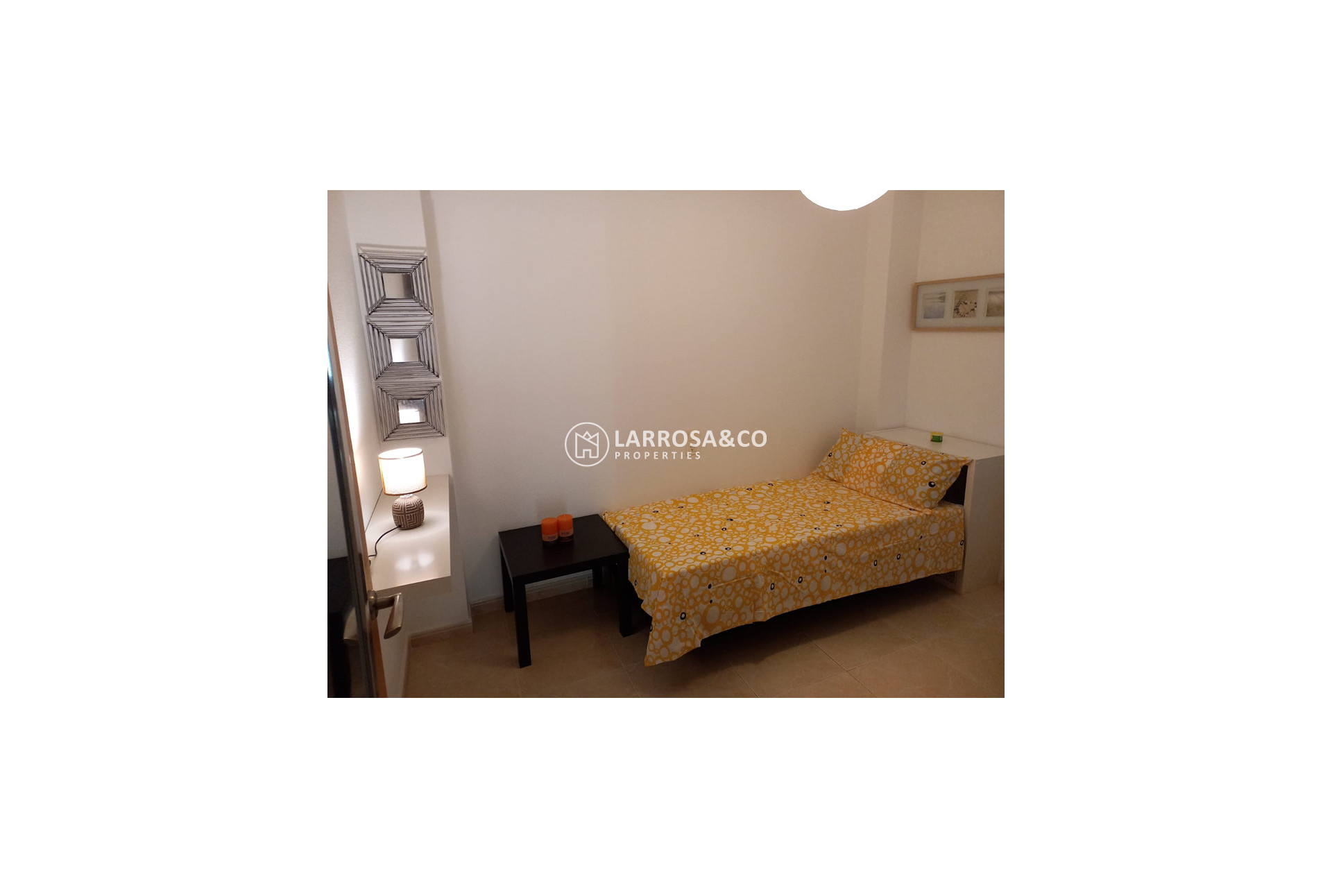 Resale - Apartment - Guardamar del Segura - SUP 7