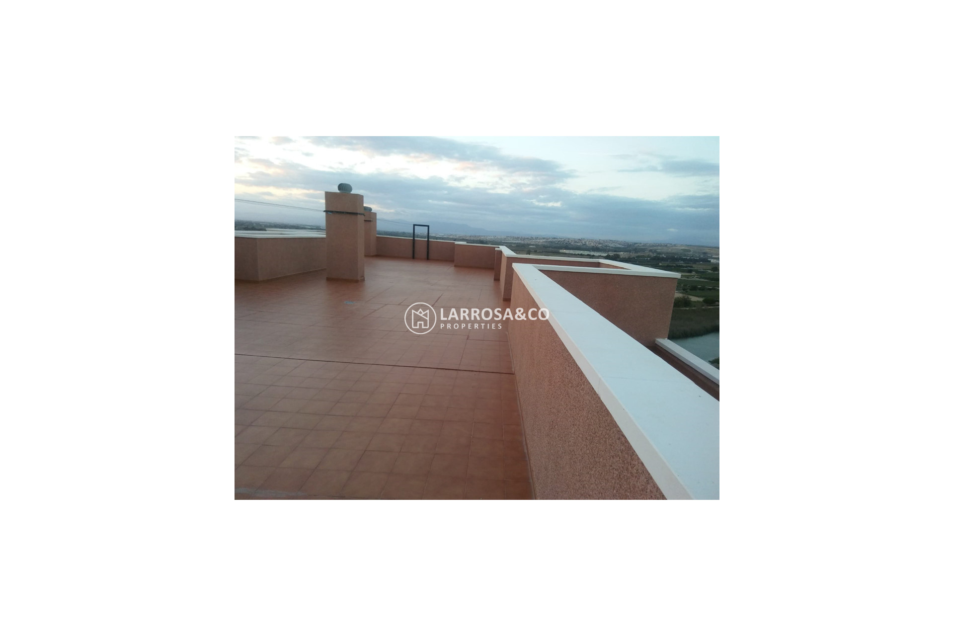 Resale - Apartment - Guardamar del Segura - SUP 7