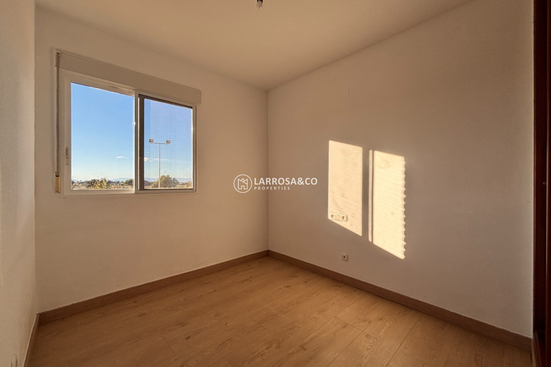 Resale - Apartment - Guardamar del Segura - SUP 7