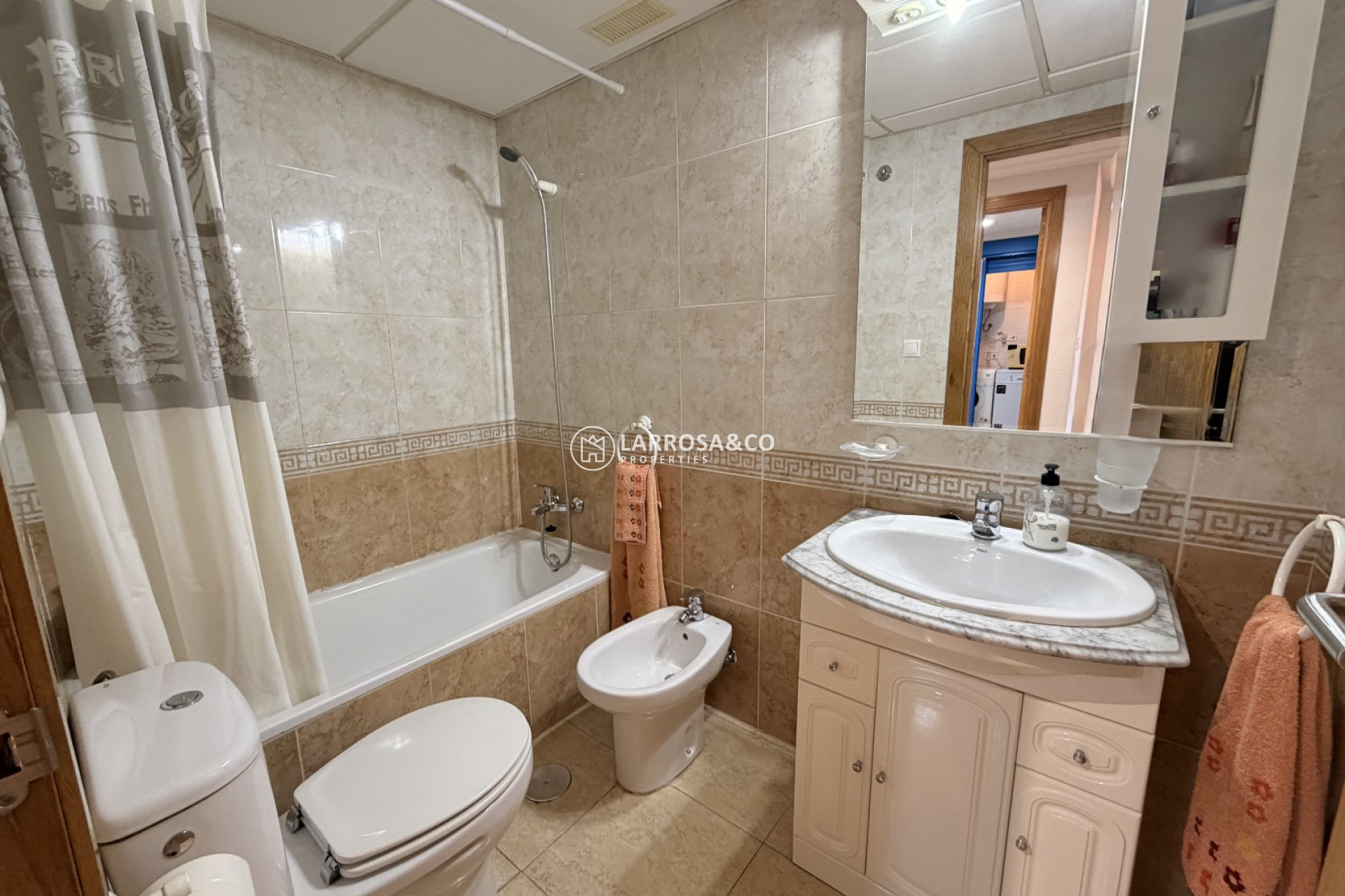 Resale - Apartment - Guardamar del Segura - SUP 7