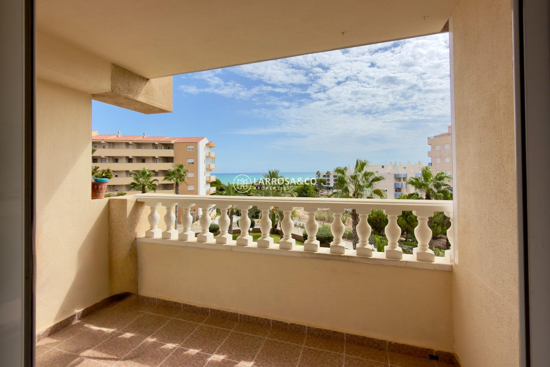 Resale - Apartment - Guardamar del Segura - Urbanizaciones