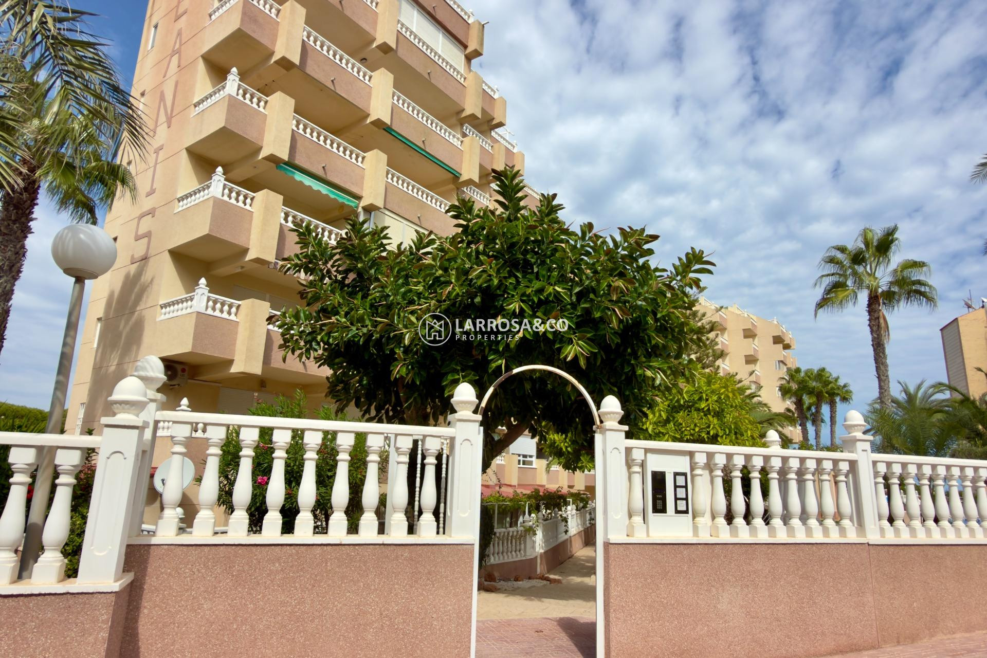 Resale - Apartment - Guardamar del Segura - Urbanizaciones