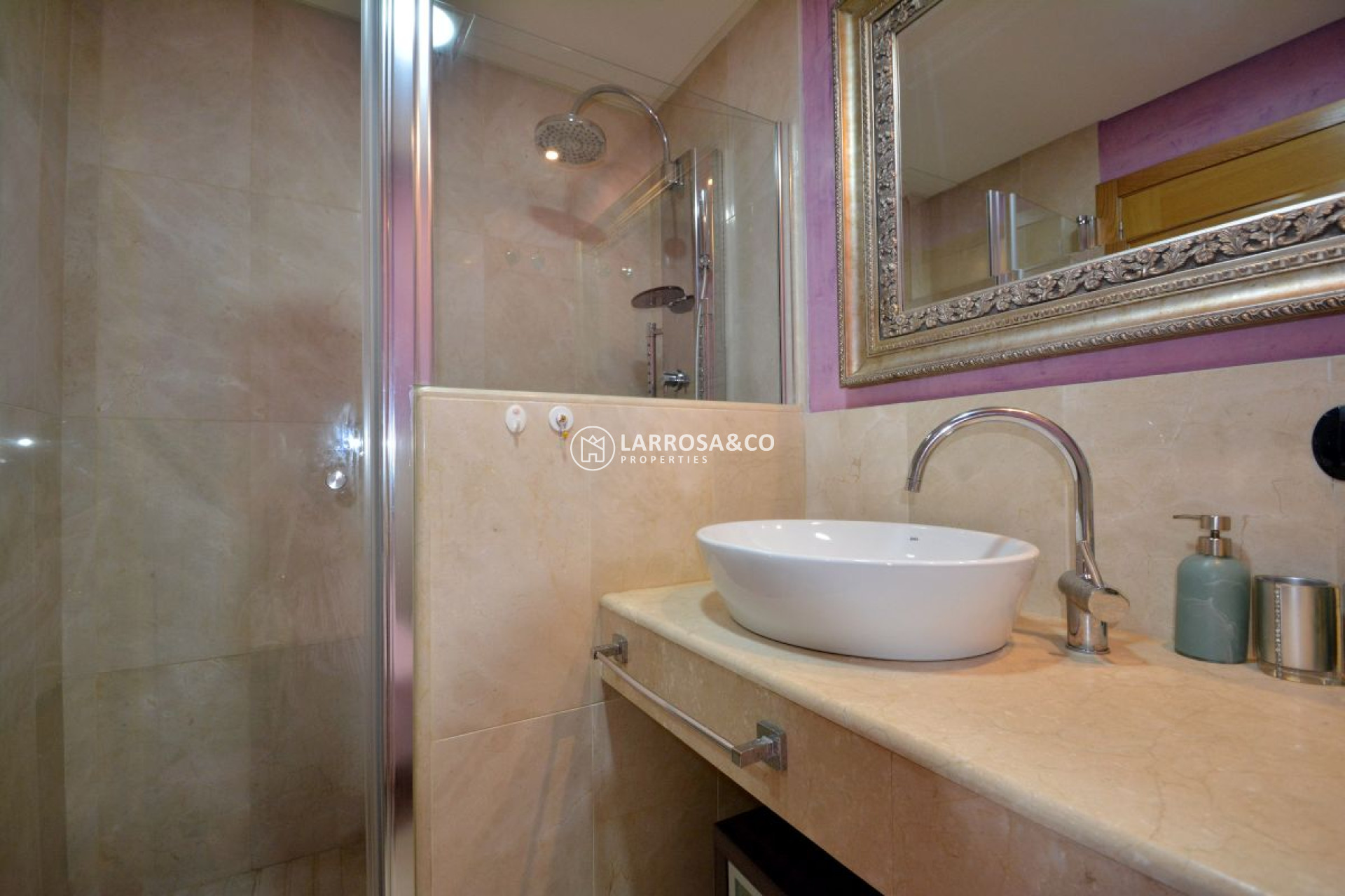 Resale - Apartment - Guardamar del Segura