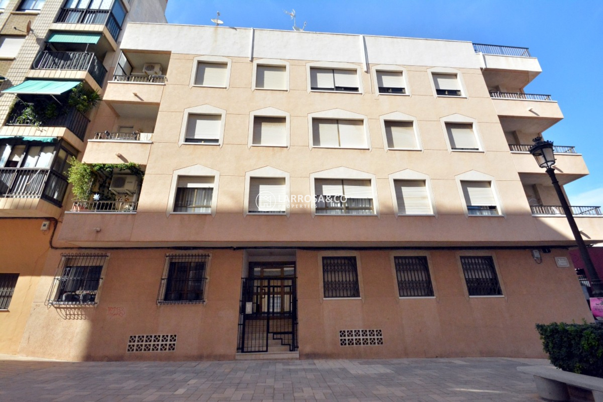 Resale - Apartment - Guardamar del Segura