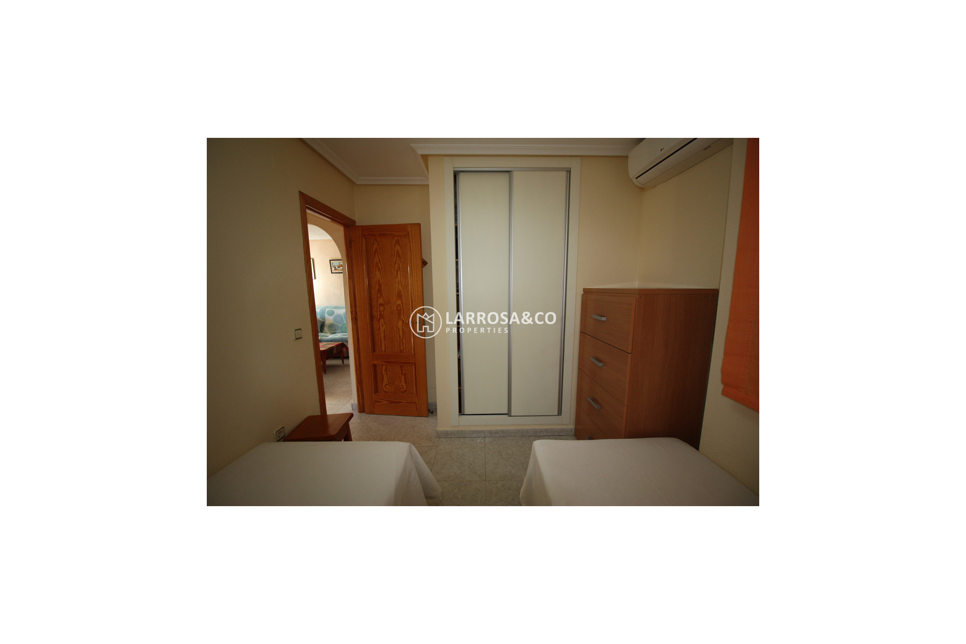 Resale - Apartment - Guardamar del Segura