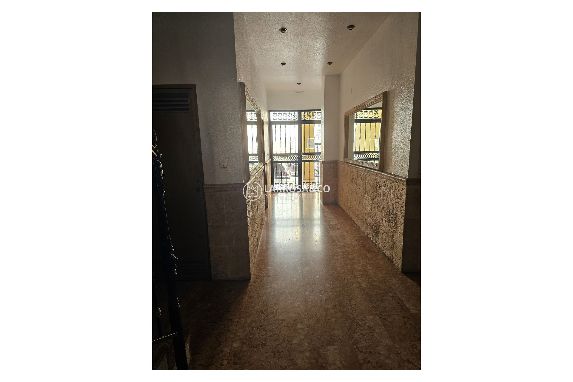Resale - Apartment - Guardamar del Segura