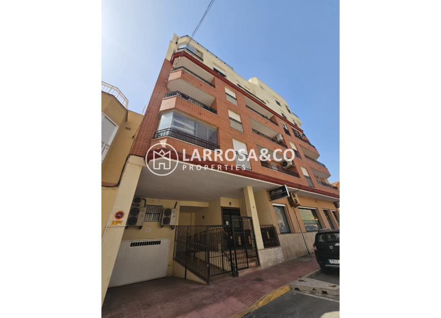 Resale - Apartment - Guardamar del Segura