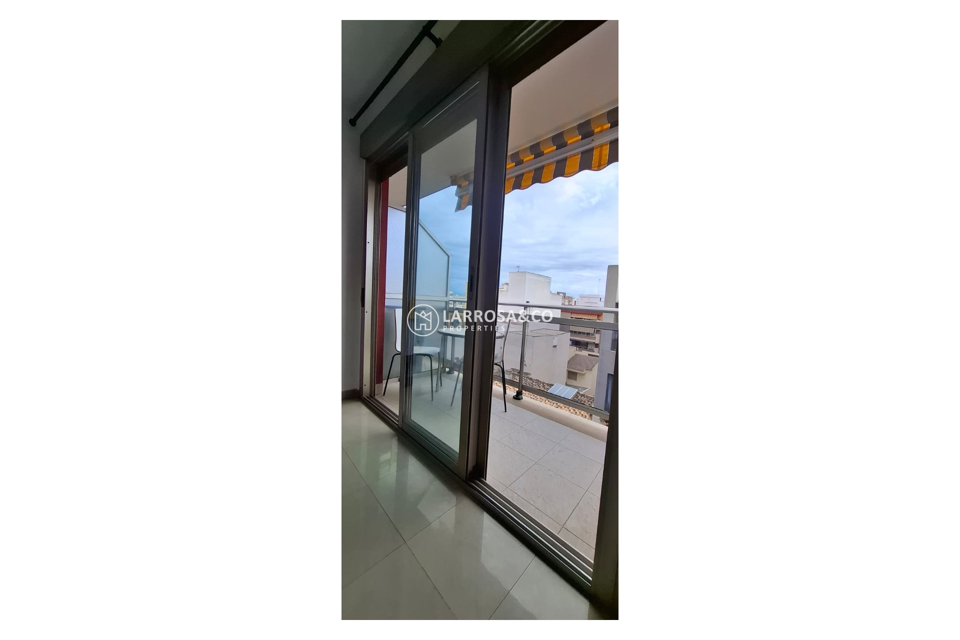 Resale - Apartment - Guardamar del Segura