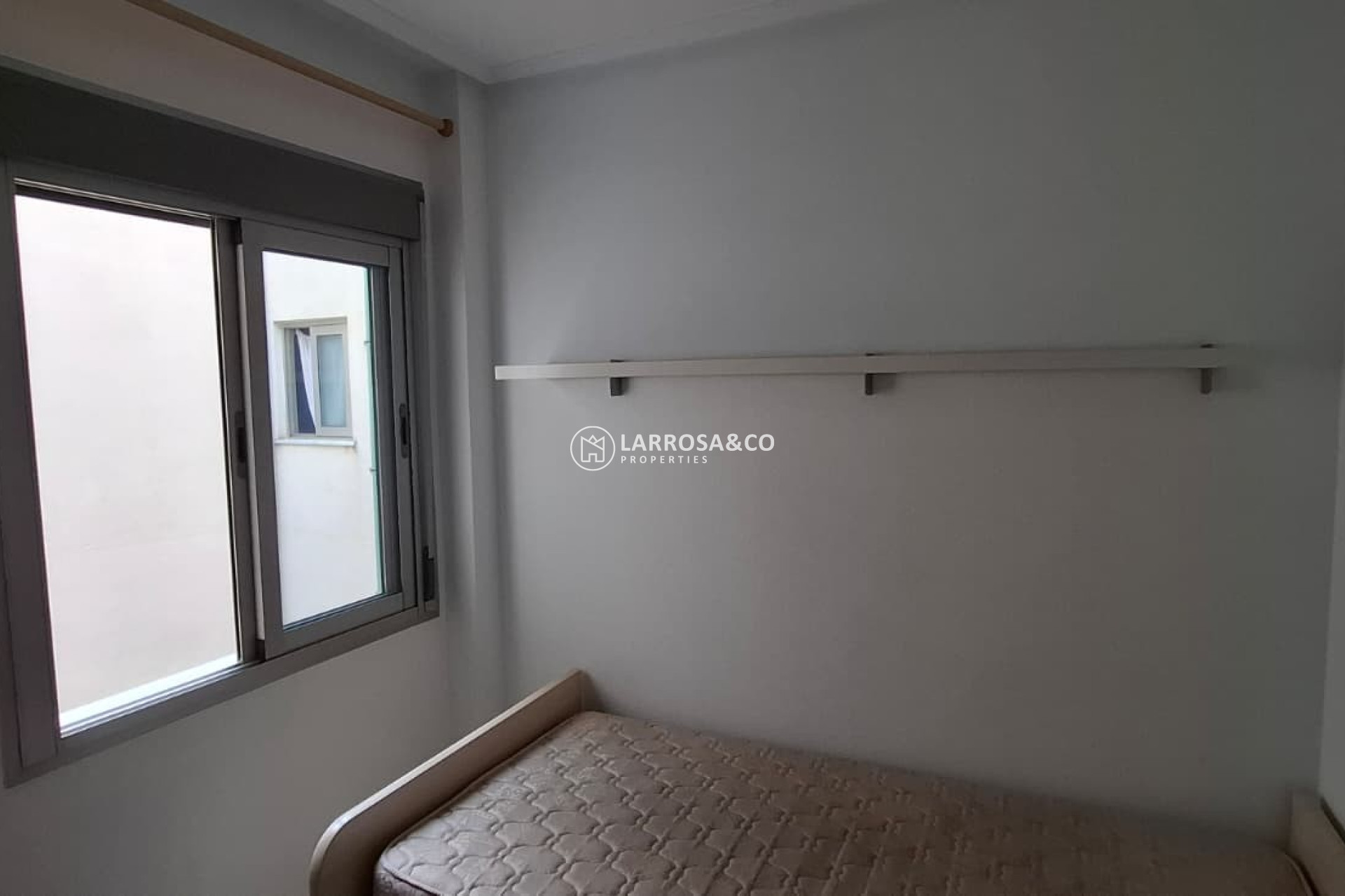 Resale - Apartment - Guardamar del Segura