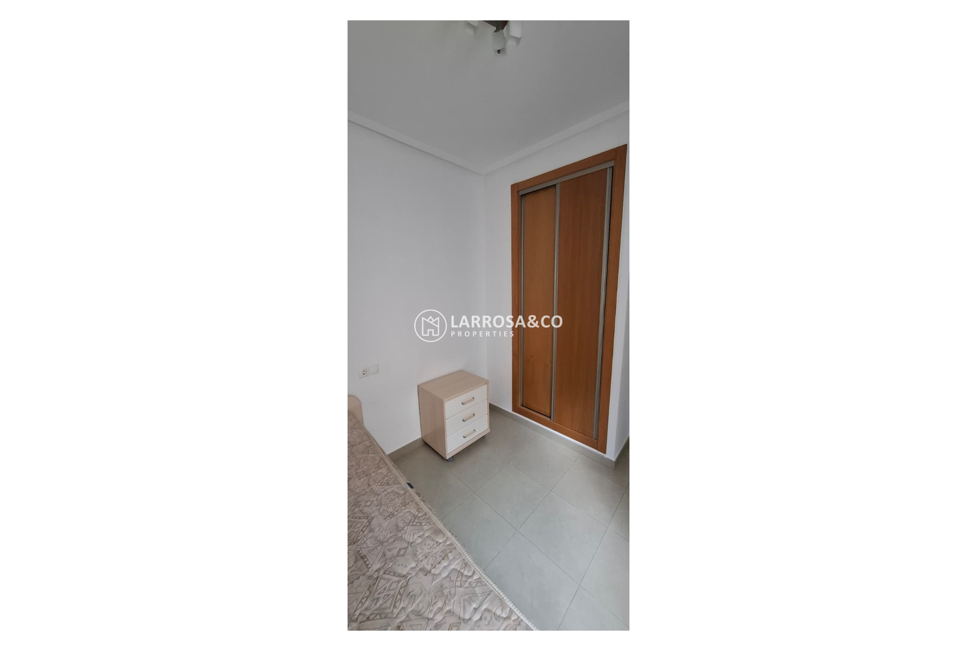 Resale - Apartment - Guardamar del Segura