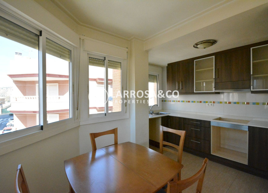 Resale - Apartment - Guardamar del Segura