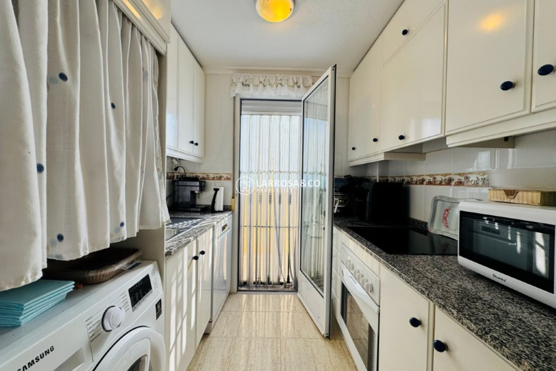 Resale - Apartment - La Mata - Costa Blanca