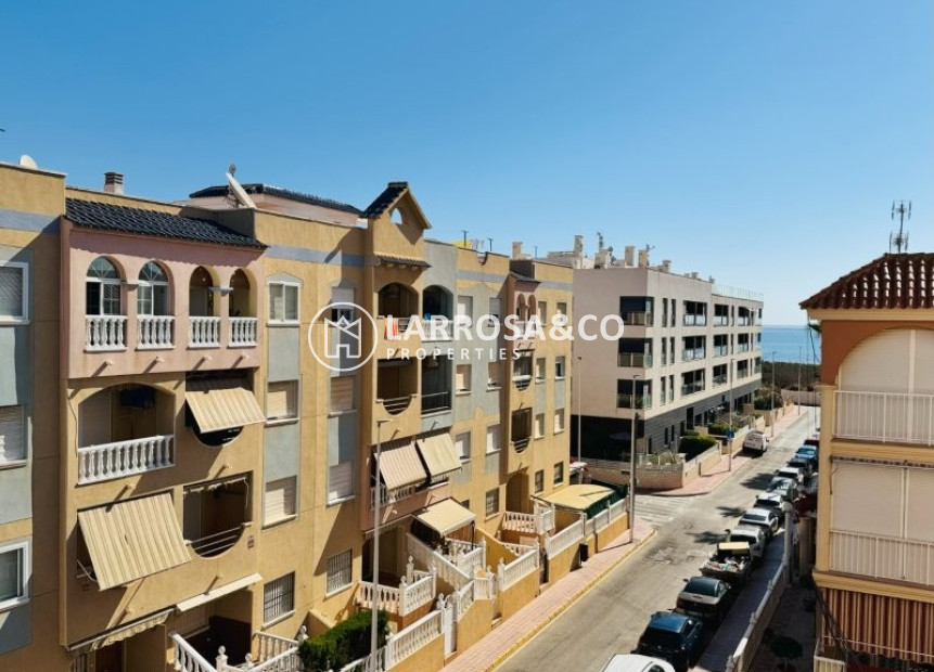 Resale - Apartment - La Mata - Costa Blanca