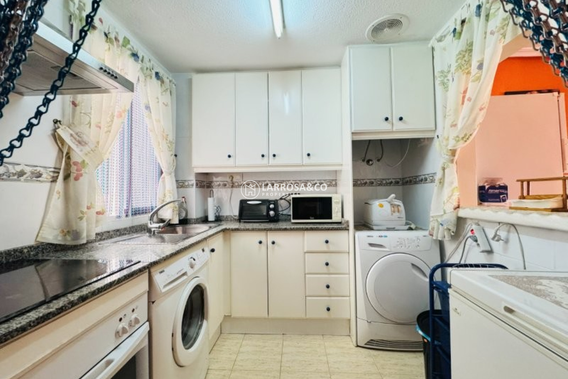 Resale - Apartment - La Mata - Costa Blanca