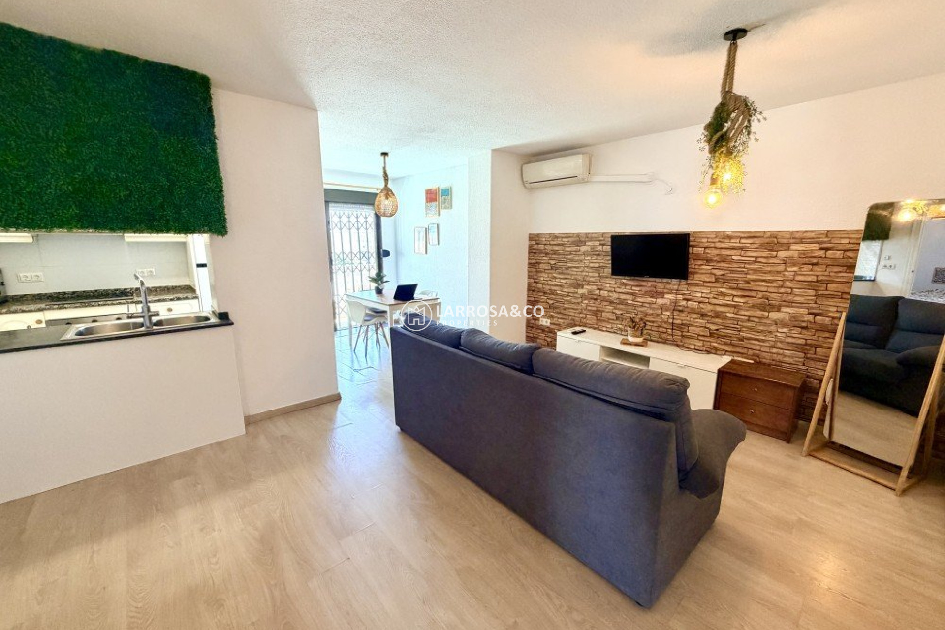 Resale - Apartment - La Mata - Costa Blanca