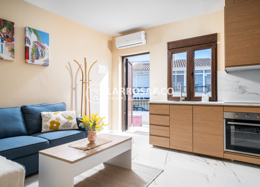 Resale - Apartment - La Mata - Costa Blanca