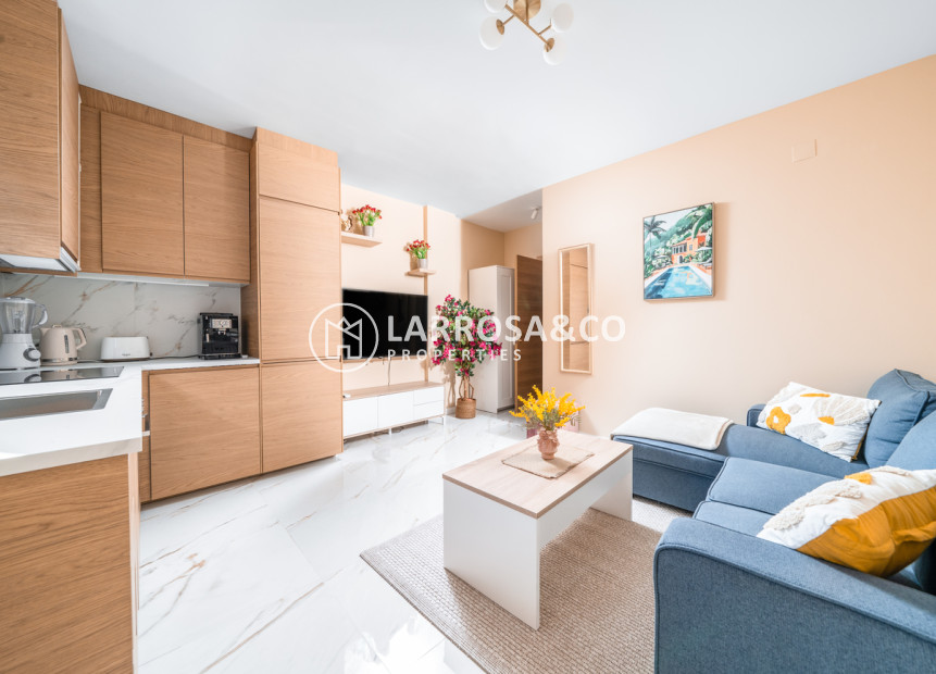 Resale - Apartment - La Mata - Costa Blanca