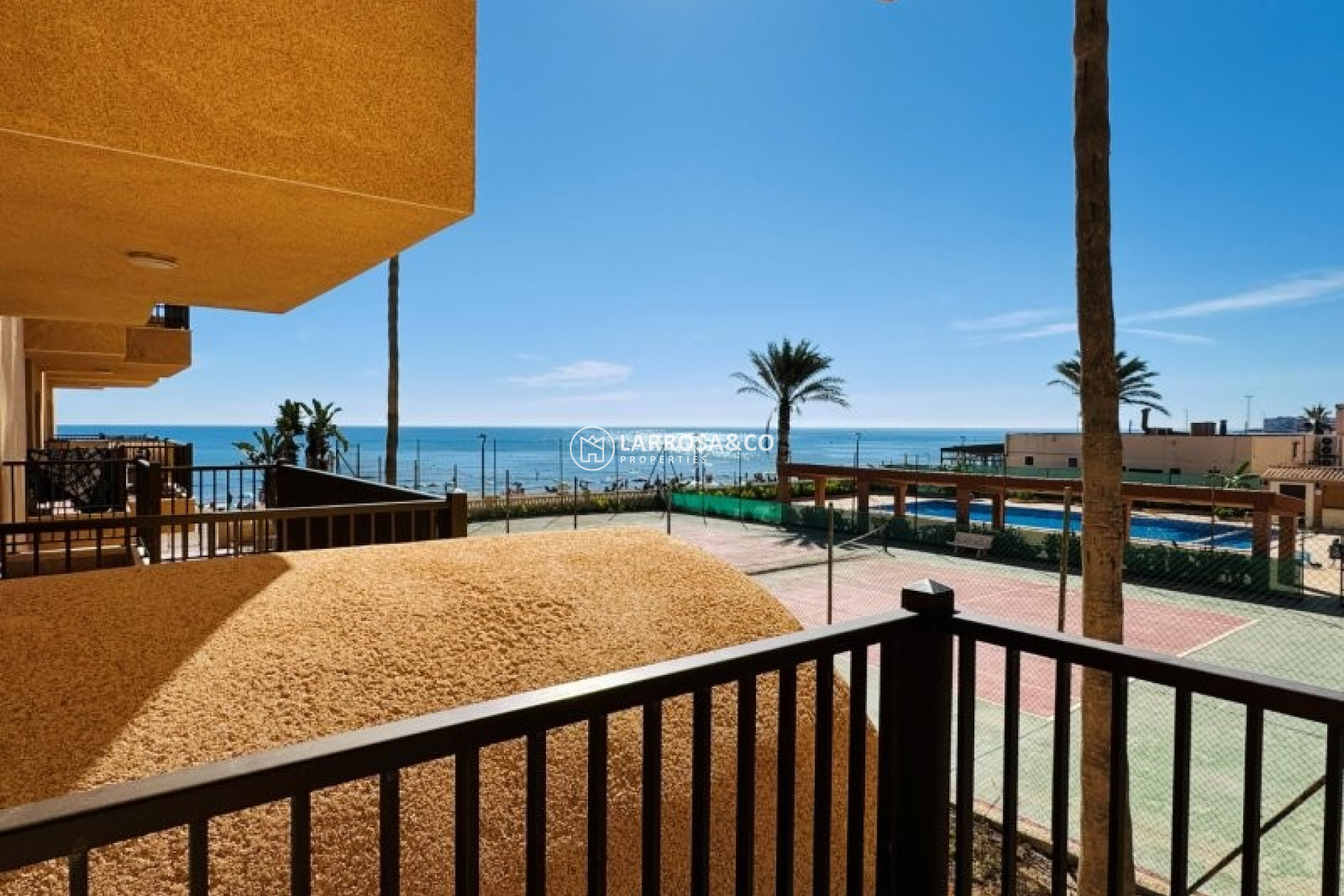 Resale - Apartment - La Mata - Costa Blanca