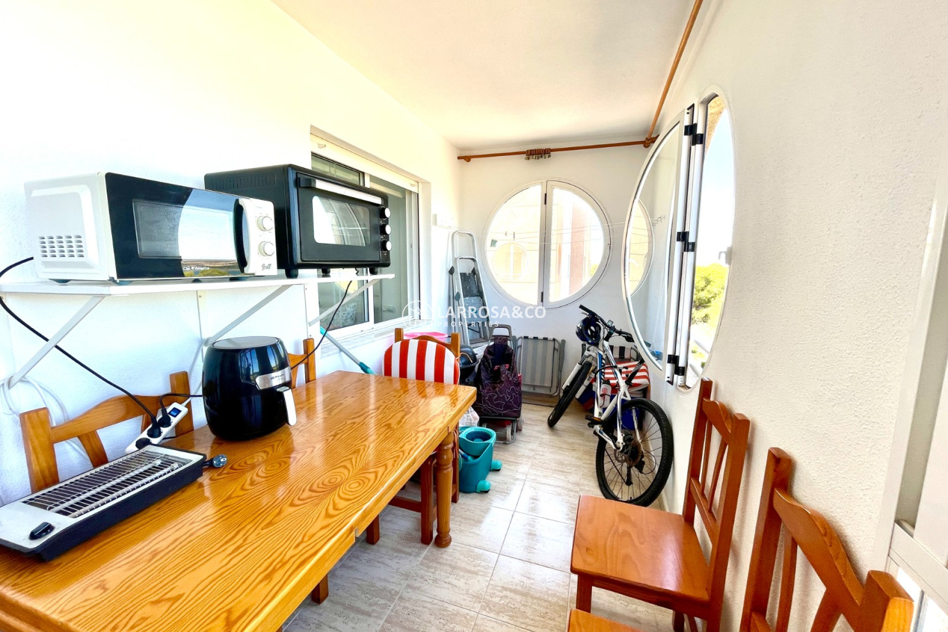 Resale - Apartment - La Siesta - Costa Blanca