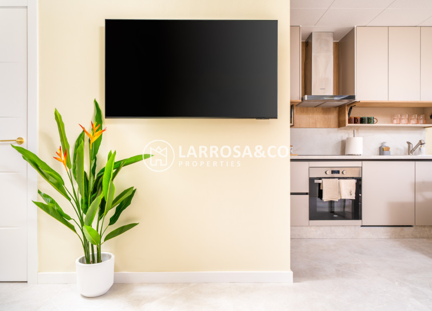 Resale - Apartment - La Veleta - Costa Blanca