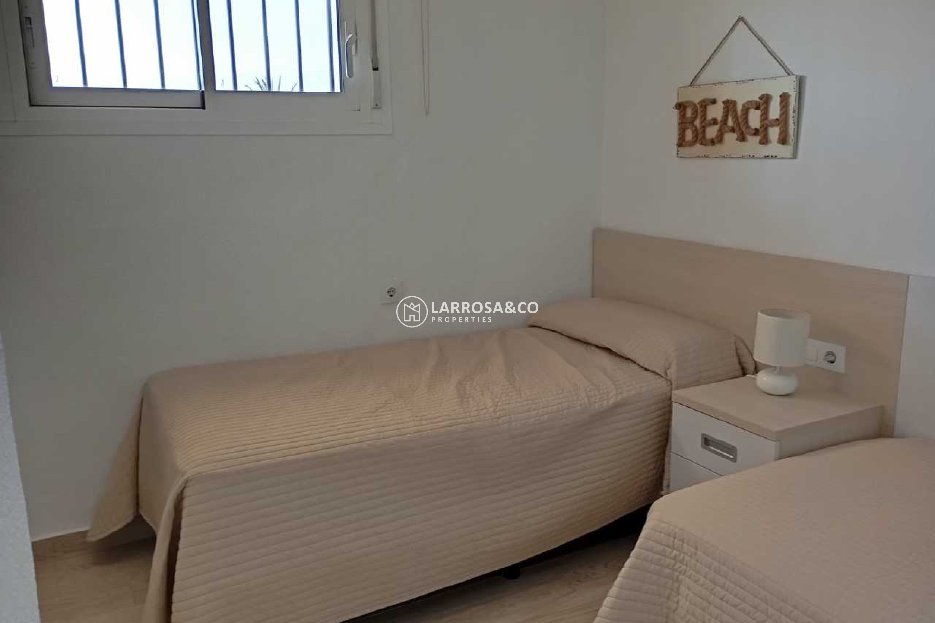 Resale - Apartment - Mil Palmeras - Costa Blanca