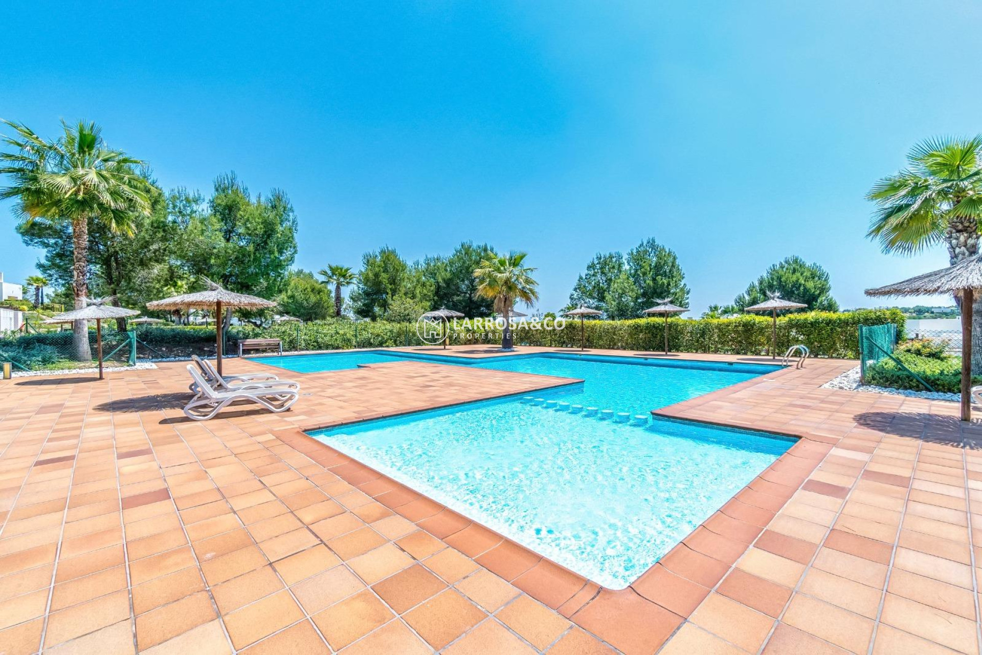 Resale - Apartment - Orihuela costa - Las Colinas Golf