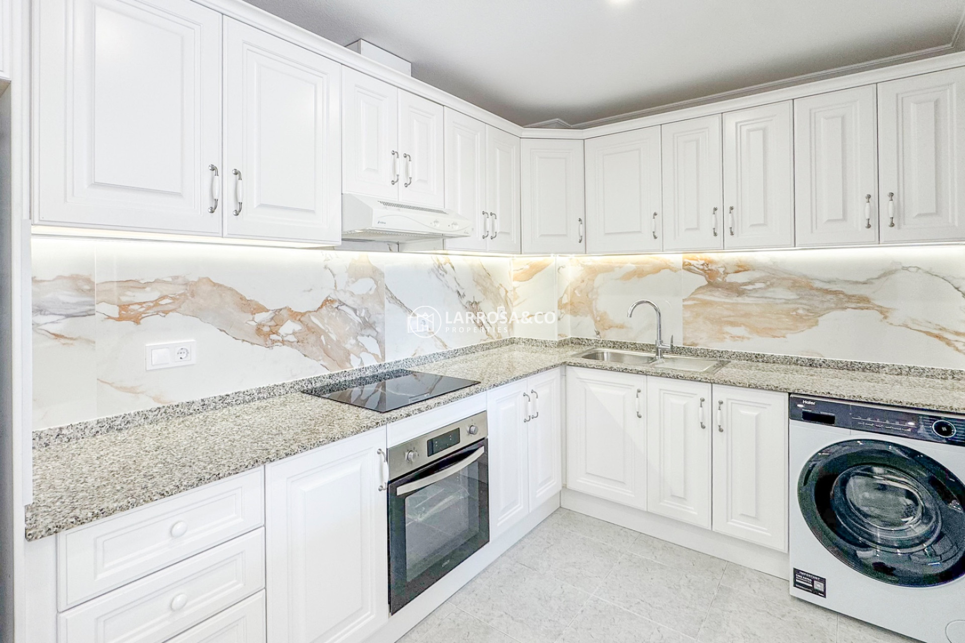 Resale - Apartment - Orihuela costa - Lomas de Campoamor