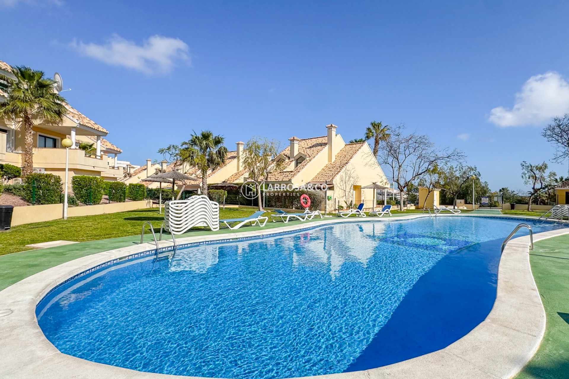 Resale - Apartment - Orihuela costa - Lomas de Campoamor