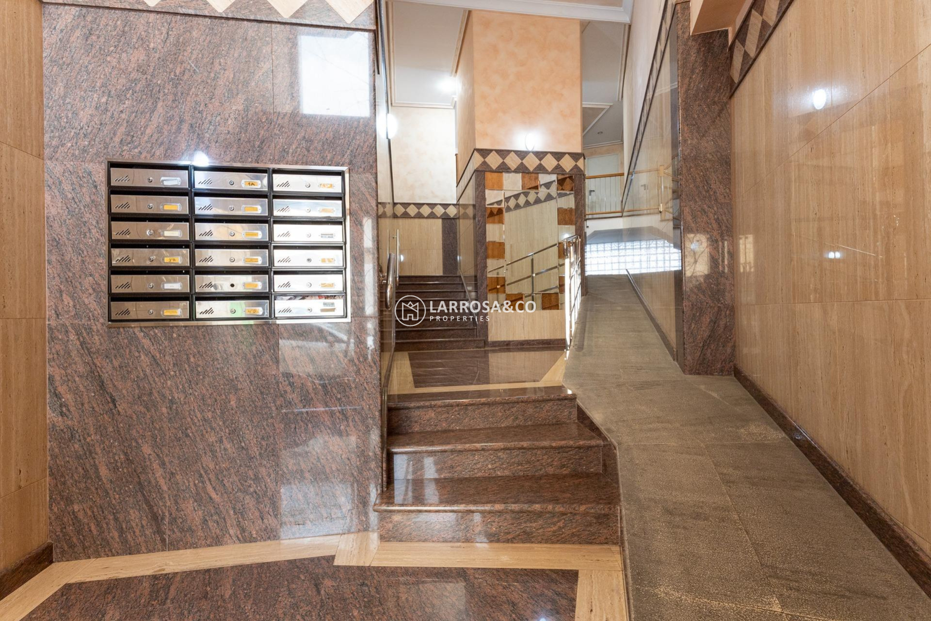 Resale - Apartment - Orihuela - Zona Centro