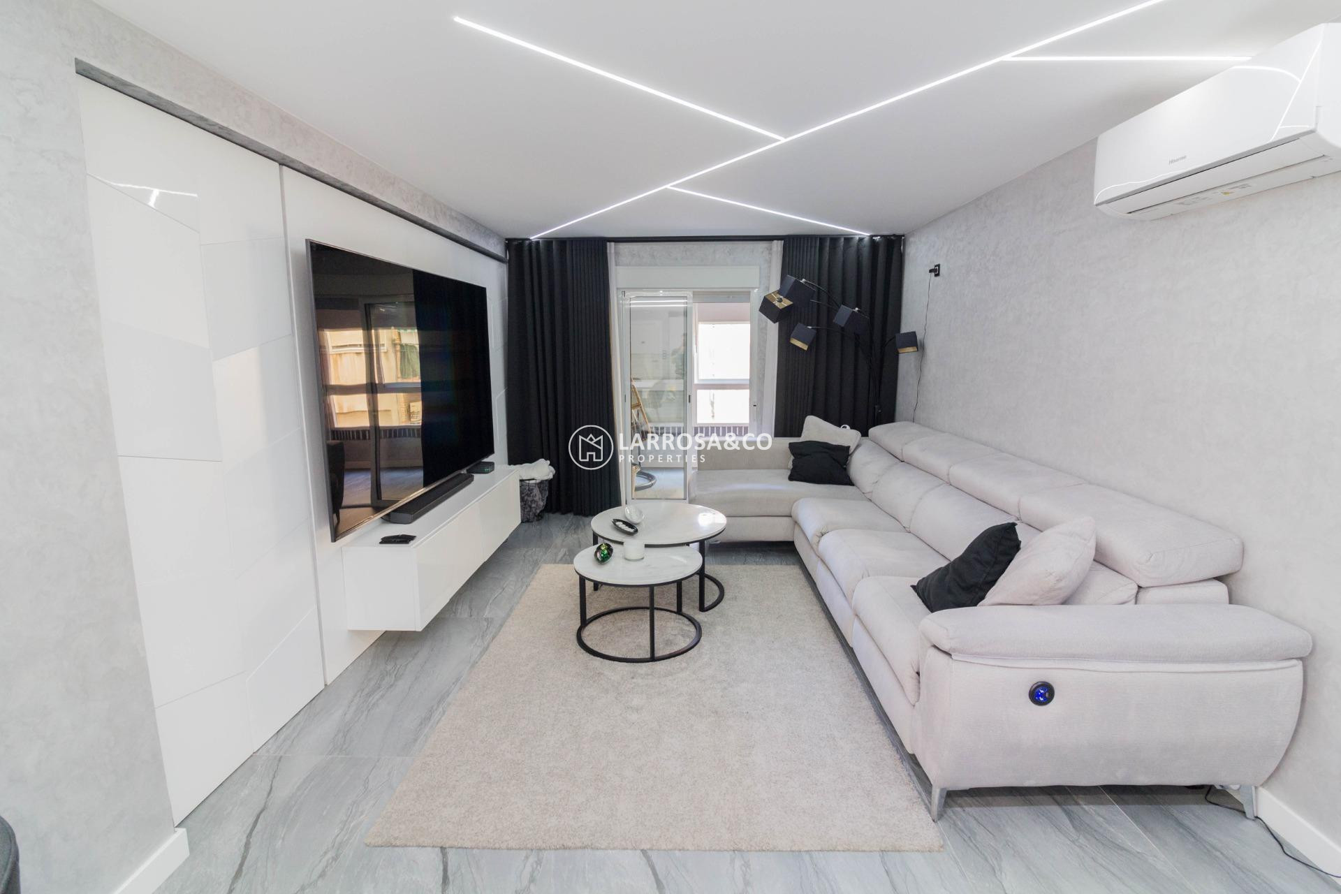 Resale - Apartment - Orihuela - Zona Centro