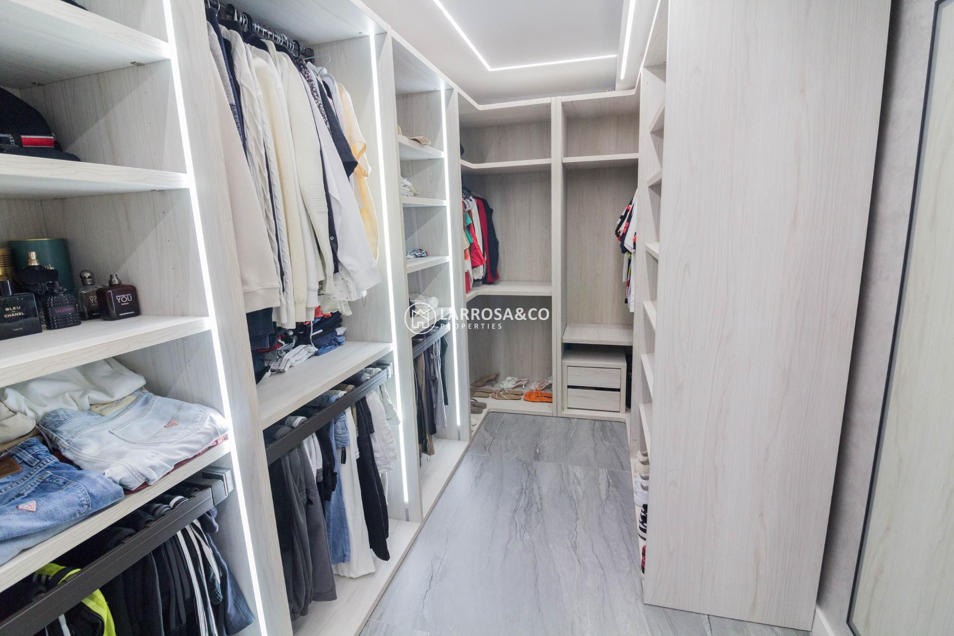 Resale - Apartment - Orihuela - Zona Centro