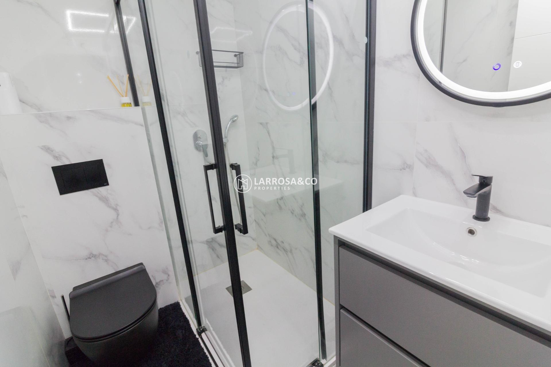 Resale - Apartment - Orihuela - Zona Centro