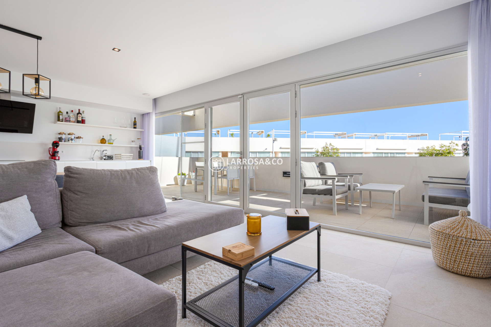 Resale - Apartment Penthouse - Torrevieja - Los Balcones