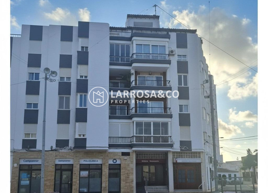 Resale - Apartment - Pilar de la Horadada - Costa Blanca