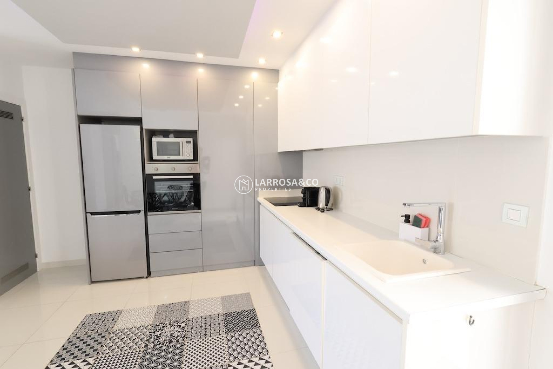 Resale - Apartment - Pilar de la Horadada - Costa Blanca