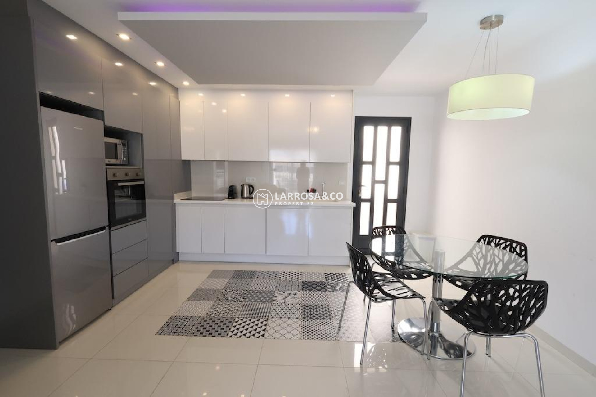 Resale - Apartment - Pilar de la Horadada - Costa Blanca