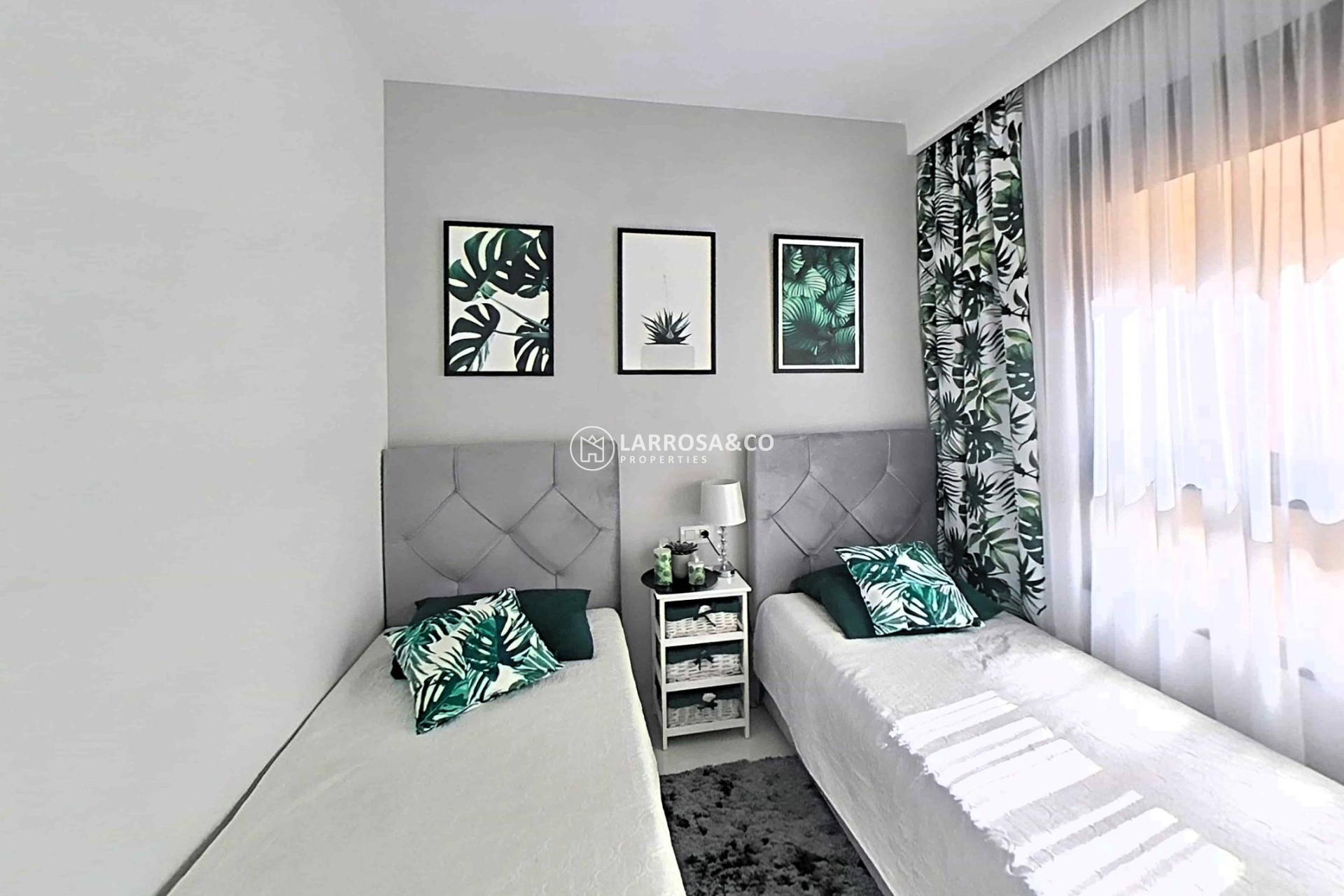 Resale - Apartment - Pilar de la Horadada - La Torre de la Horadada