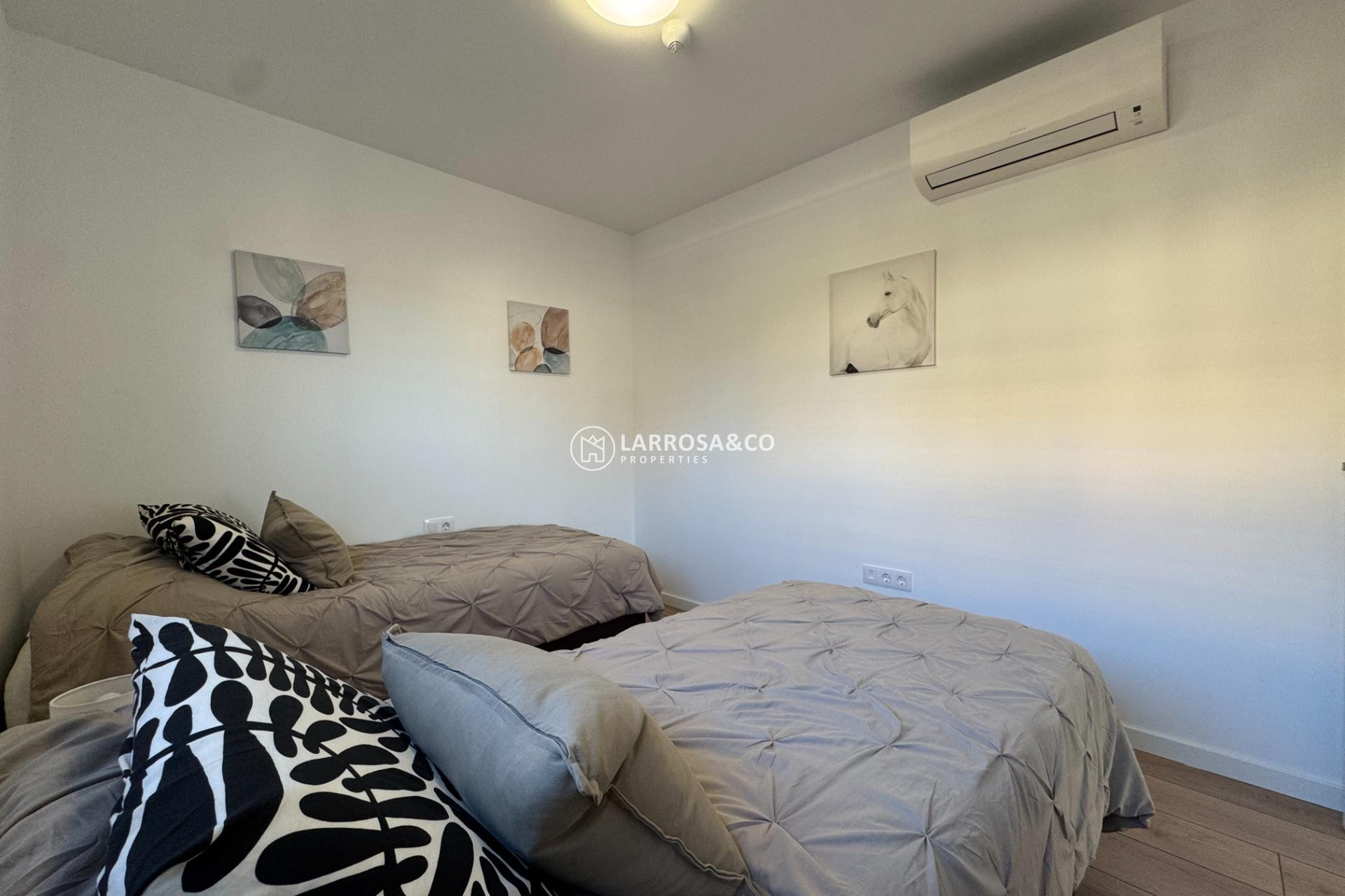 Resale - Apartment - Pilar de la Horadada - Riomar