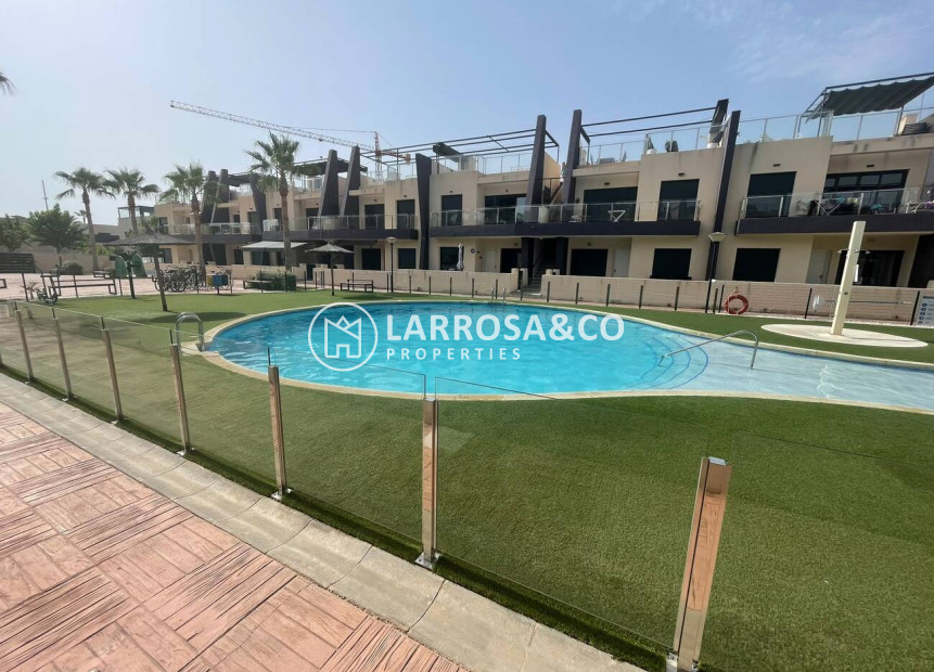 Resale - Apartment - Pilar de la Horadada - Torre de la Horadada
