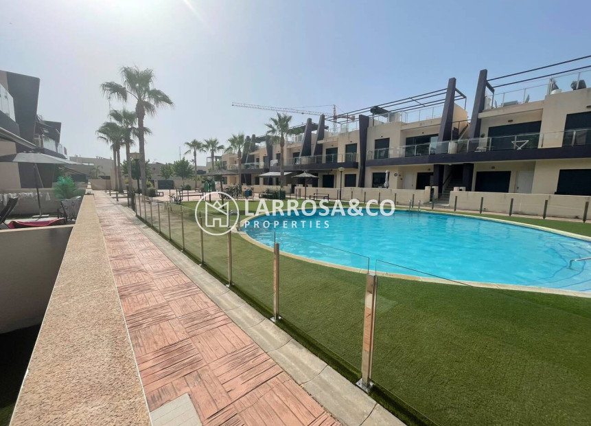 Resale - Apartment - Pilar de la Horadada - Torre de la Horadada