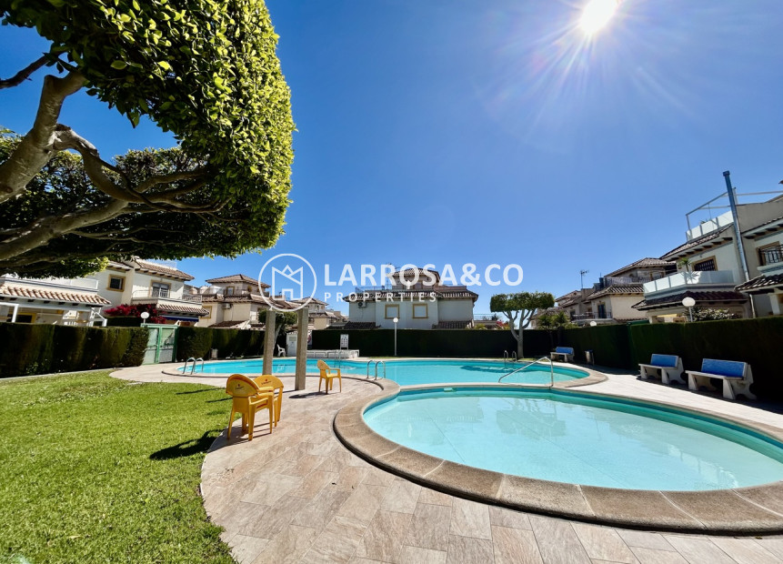 Resale - Apartment - Punta Prima - Costa Blanca